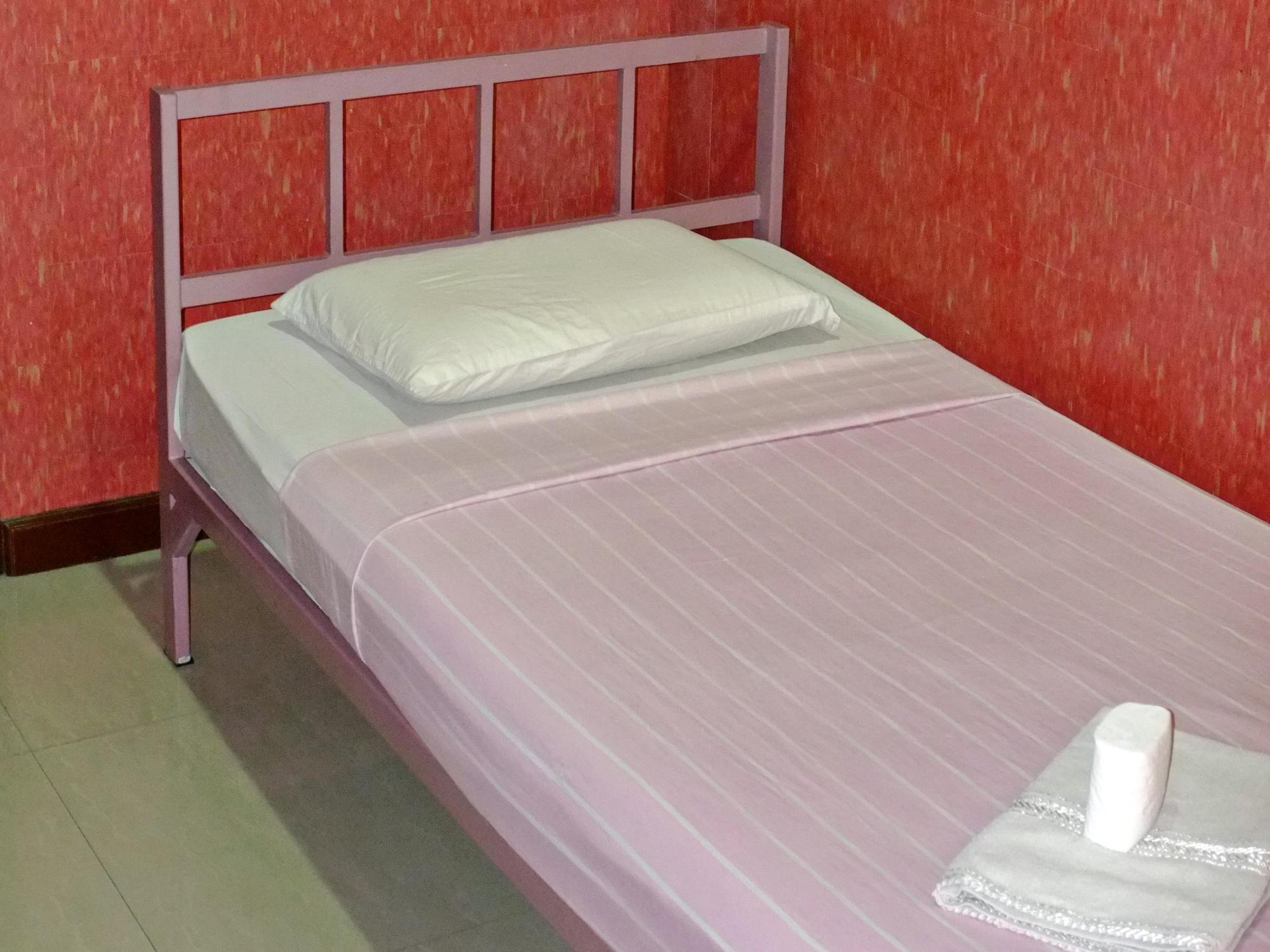 Daylight Inn Davao Екстер'єр фото