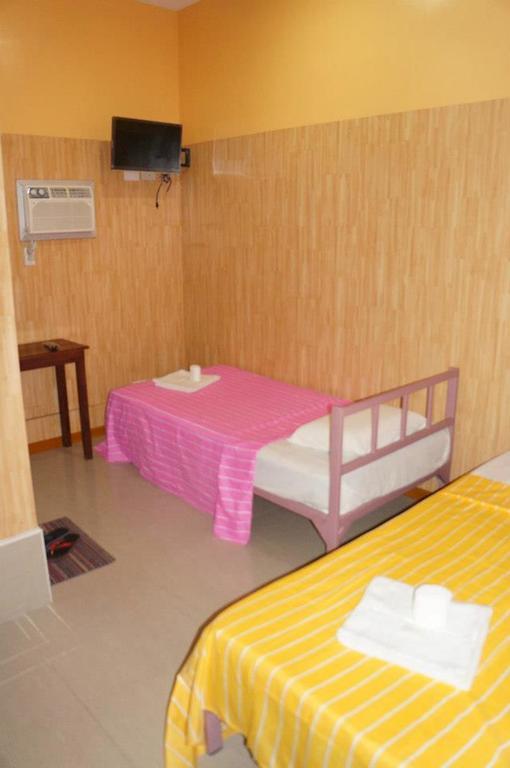 Daylight Inn Davao Екстер'єр фото
