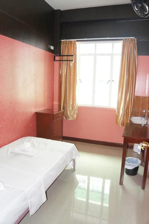 Daylight Inn Davao Екстер'єр фото