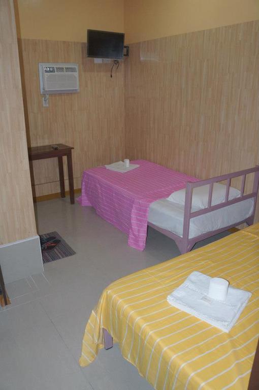 Daylight Inn Davao Екстер'єр фото